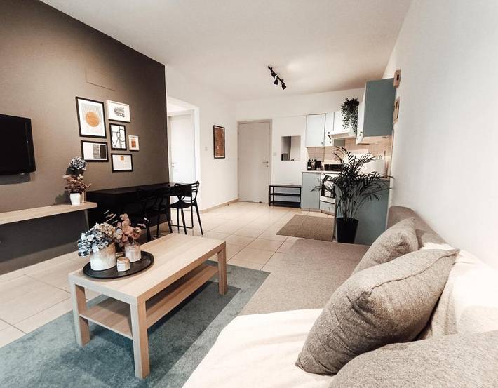 Apartament wakacyjny dla 2 osób, z taras i basen w Larnaka