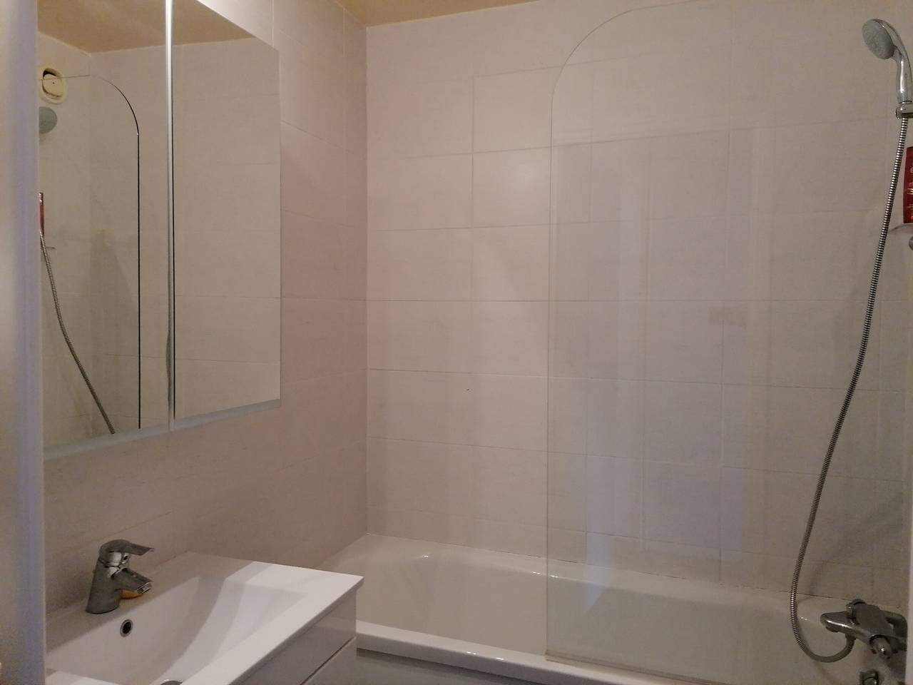 Ganze Wohnung, Geräumiges renoviertes 2-Zi.-App., 6 Pers., Balkon, nahe Pisten und Zentrum Pra Loup in Pra-Loup, Uvernet-Fours