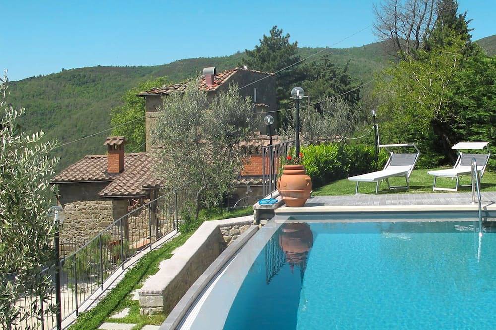 Capanna by Interhome in Loro Ciuffenna, Valdarno