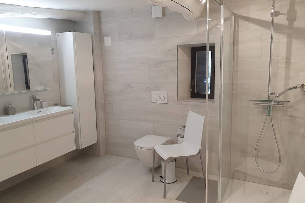 Liebevoll eingerichtete Tessiner Ferienhaus Maggia Tal - ideal für Wanderfreunde in Maggia, Tessiner Alpen