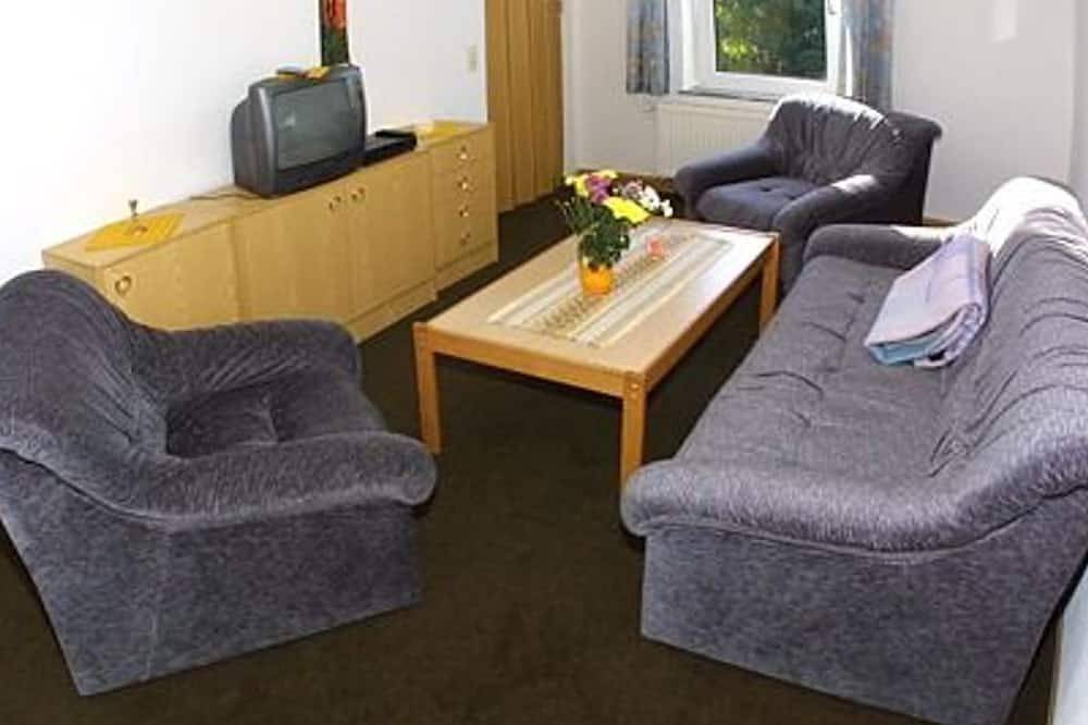 Ganze Wohnung, Ferienwohnung Südseite - Landhaus Schwanenhof in Ostbense in Ostbense, Neuharlingersiel