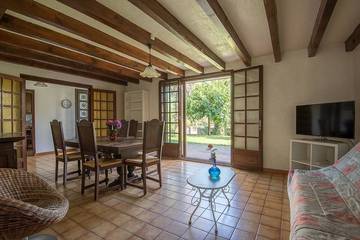 Gîte pour 6 personnes, avec terrasse et jardin dans Golf de Chiberta