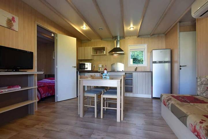 Location de vacances pour 5 personnes, animaux acceptés à Montréal (Rhône-Alpes)