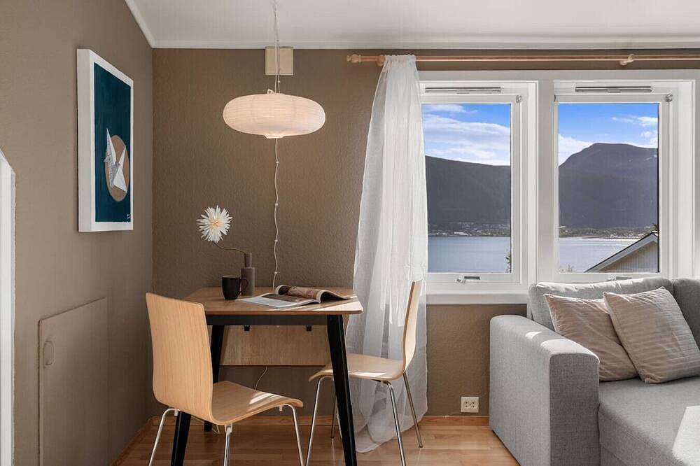 Ganze Wohnung, Basecamp Dramsvegen – North Loft Retreat in Tromsø