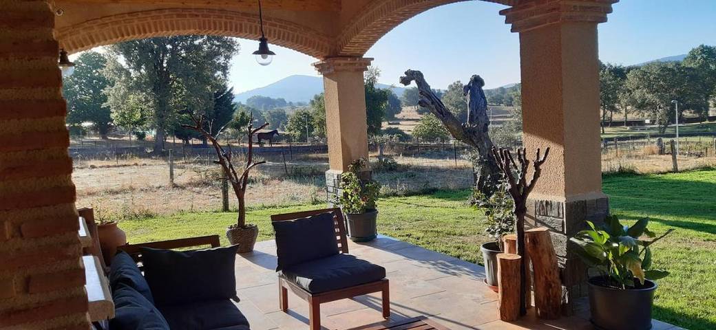 Casa rural para 4 personas, con jardín además de balcón y vistas en Comarca de Ciudad Rodrigo - 3