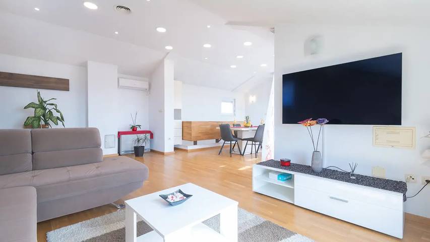 Ferienhaus für 8 Personen, mit Terrasse, mit Haustier in Zadar (Kommun) - 4