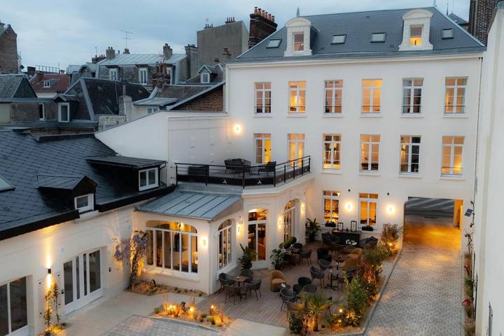 Hôtel pour 2 personnes, avec piscine et terrasse à Saint-Quentin - 2