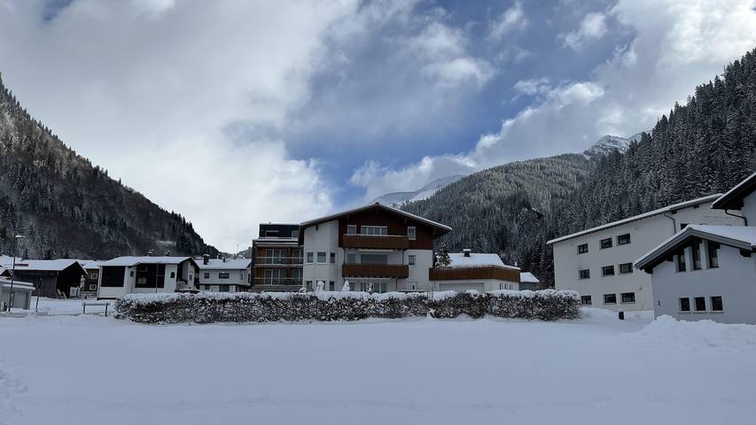 Ferienwohnung für 6 Personen, mit Balkon und Terrasse in Klösterle am Arlberg - 2