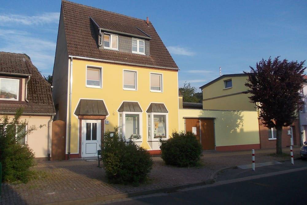 Entire apartment, Vacation apartment/apartment for 2 guests with 40m² in Marlow (93355) in Marlow, Western Pomerania