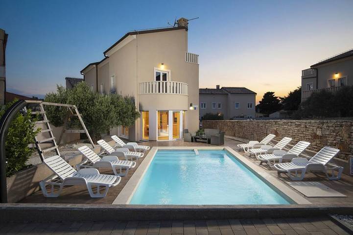 Villa für 12 Personen, mit Garten und Sauna in Premantura