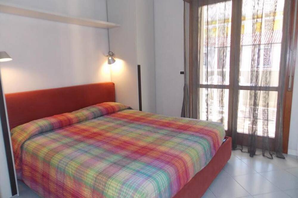 Appartamento intero, Accogliente casa vacanze con vista incantevole in Piper Beach, Grado
