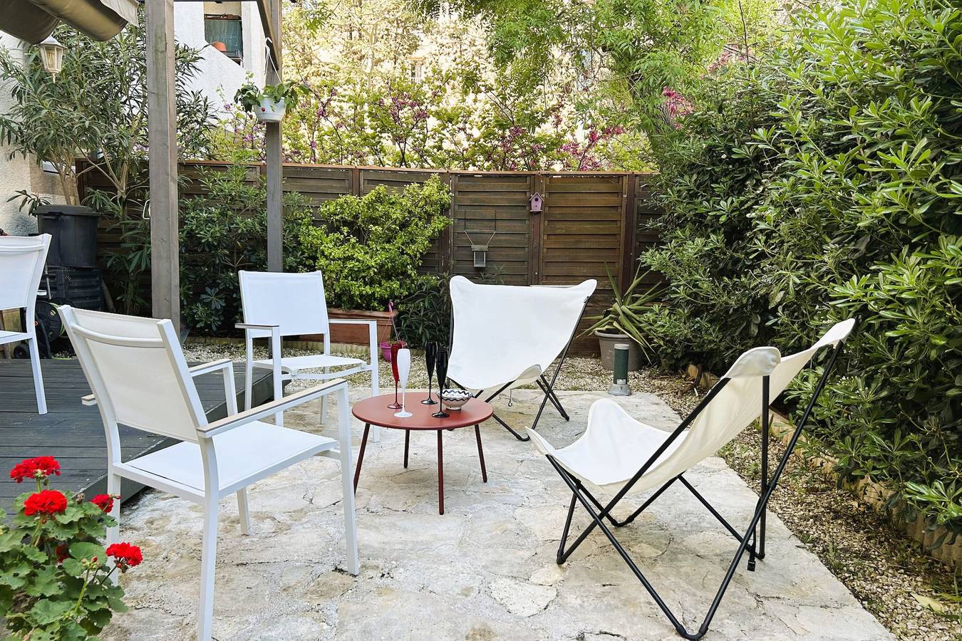 Ganze Wohnung, Apartment with garden in La Garde in La Garde, Mittelmeerküste (Frankreich)
