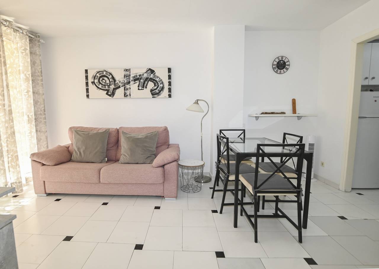 Entire apartment, A20 Apolo 7 Esc 5 4º 16 in Calpe Old Town, Calpe