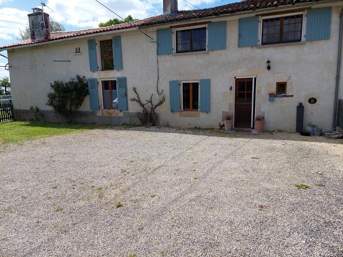 Double Room with Garden View in Romagne (Vienne), Vienne (France)