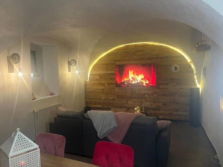 Location de vacances pour 5 personnes, avec terrasse à Saint-Germain-Lembron