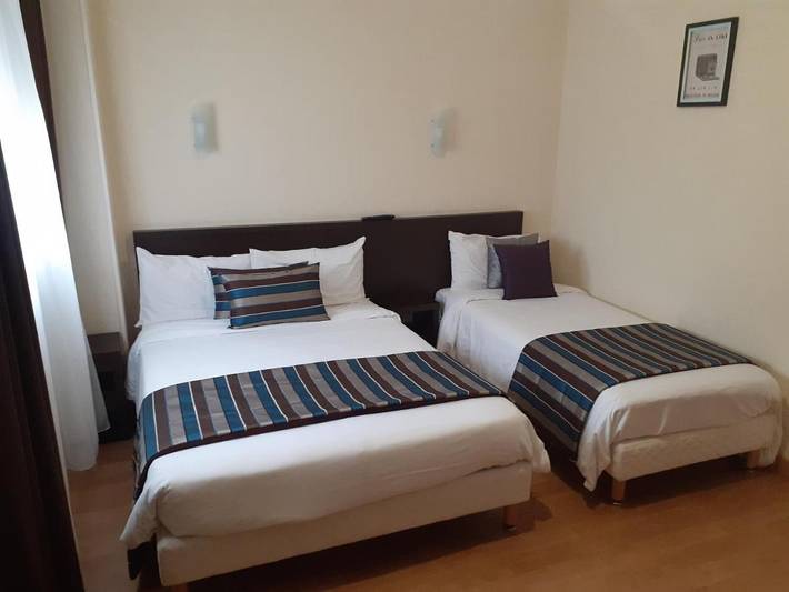 Hôtel pour 2 personnes, avec jardin et terrasse, animaux acceptés à Alençon - 4