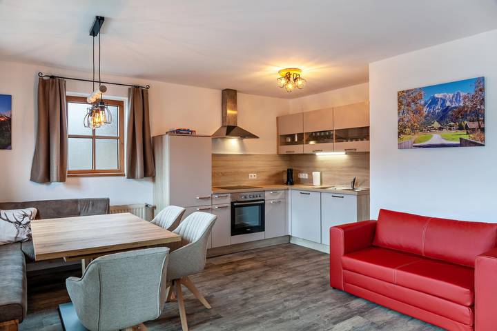 Ferienwohnung für 8 Personen, mit Balkon