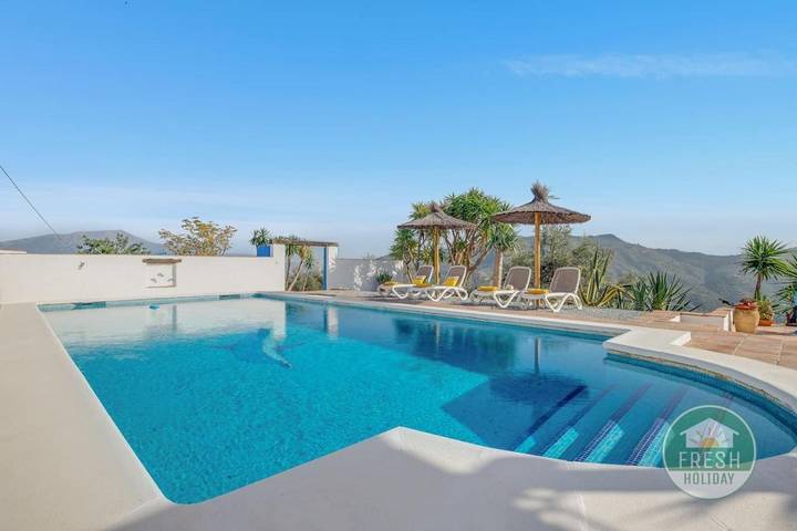 Maison de vacances pour 6 personnes, avec jardin ainsi que vue et piscine - 1