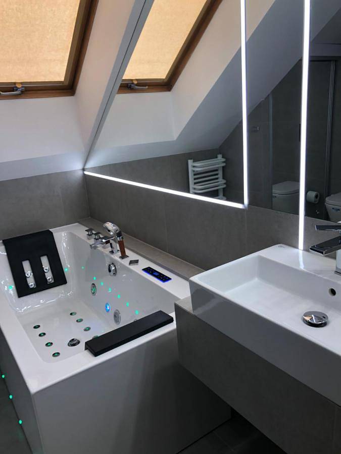 Cały apartament, Deluxe Suite with Spa Bath in Wadowice, Małopolska