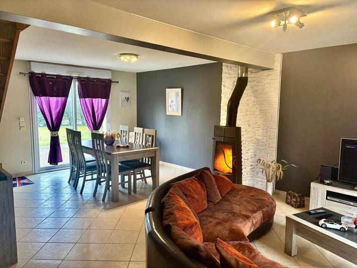 Location de vacances pour 6 personnes, avec terrasse à Saint-Gervais-en-Belin