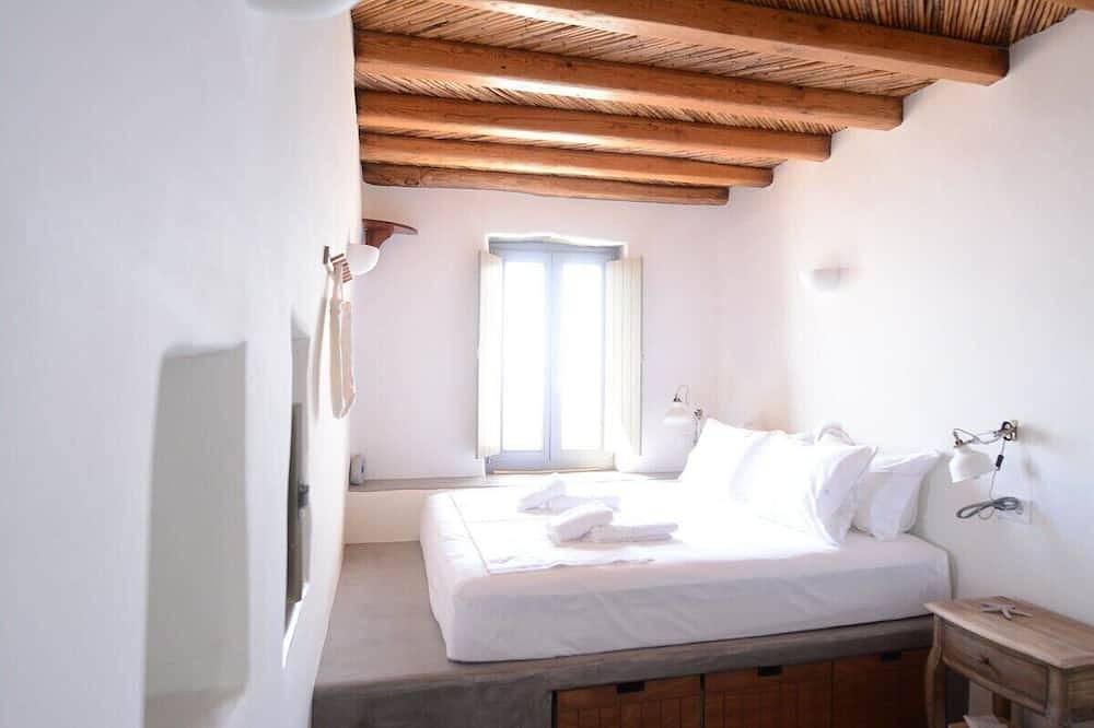 Pende Natura Residence – Keli | Sea & Mountain View Cottage in Cyclades