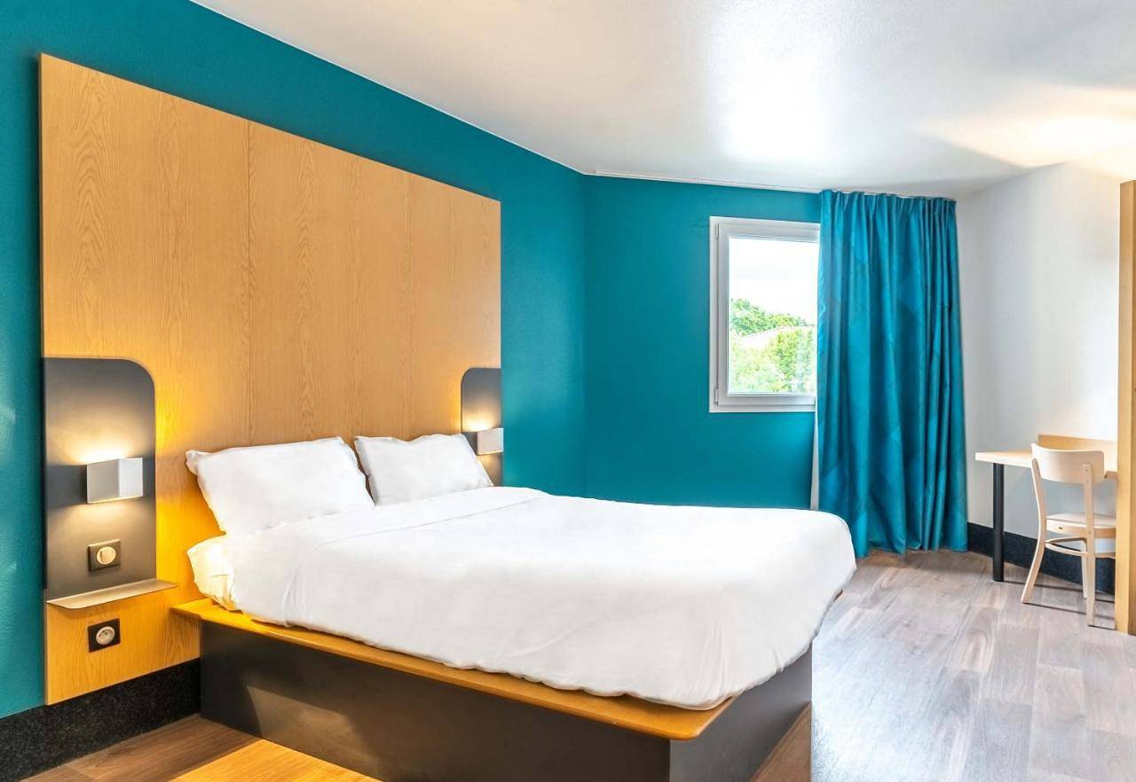 B&B Hotel Aix-en-Provence Le Tholonet in Le Tholonet, Côte méditerranéenne (France)