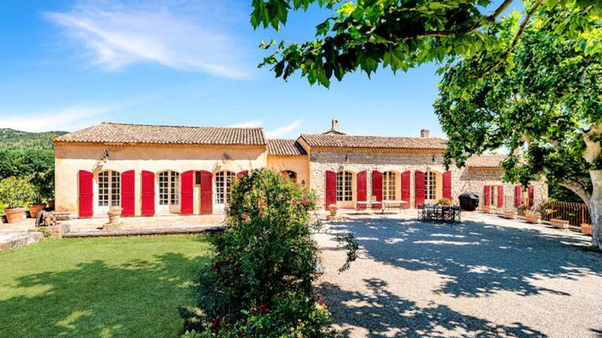 Ferienwohnung für 11 Personen, mit Pool und Garten - 1