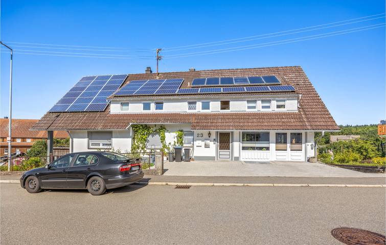 Ganze Ferienwohnung, Sonnige Erdgeschosswohnung + Parkplatz, Terrasse, Internet | Seewald 400m in Seewald, Nordschwarzwald