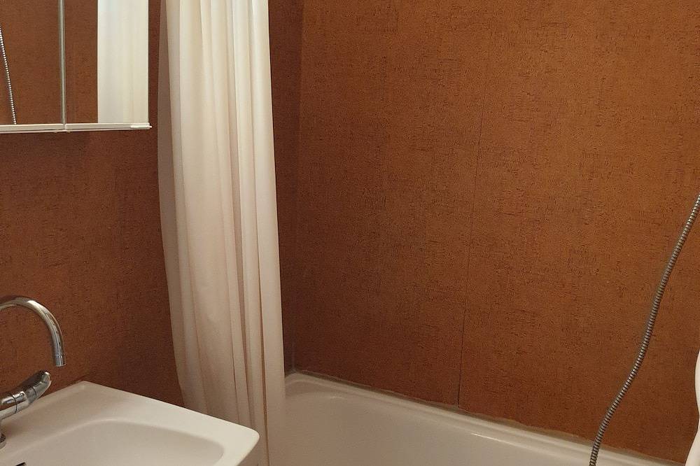 Ganze Wohnung, Comfortable apartment at the foot of the slopes in Puy-Saint-Vincent, Nationalpark Écrins