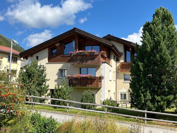 Ferienwohnung für 2 Personen, mit Balkon und Garten in Celerina