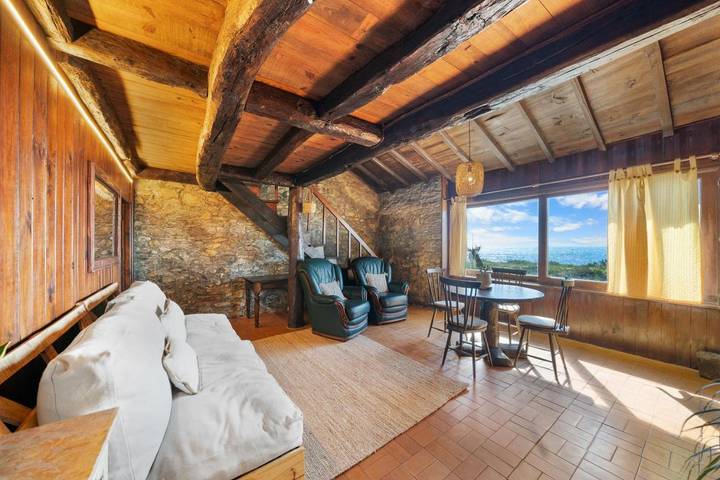 Location de vacances pour 3 personnes, avec terrasse et vue à Apúlia - 4