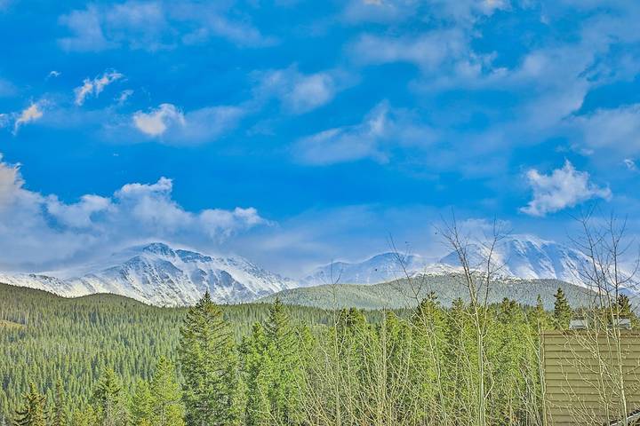 Vacation apartment for 4 people, with pool and hot tub in Rocky Mountain National Park