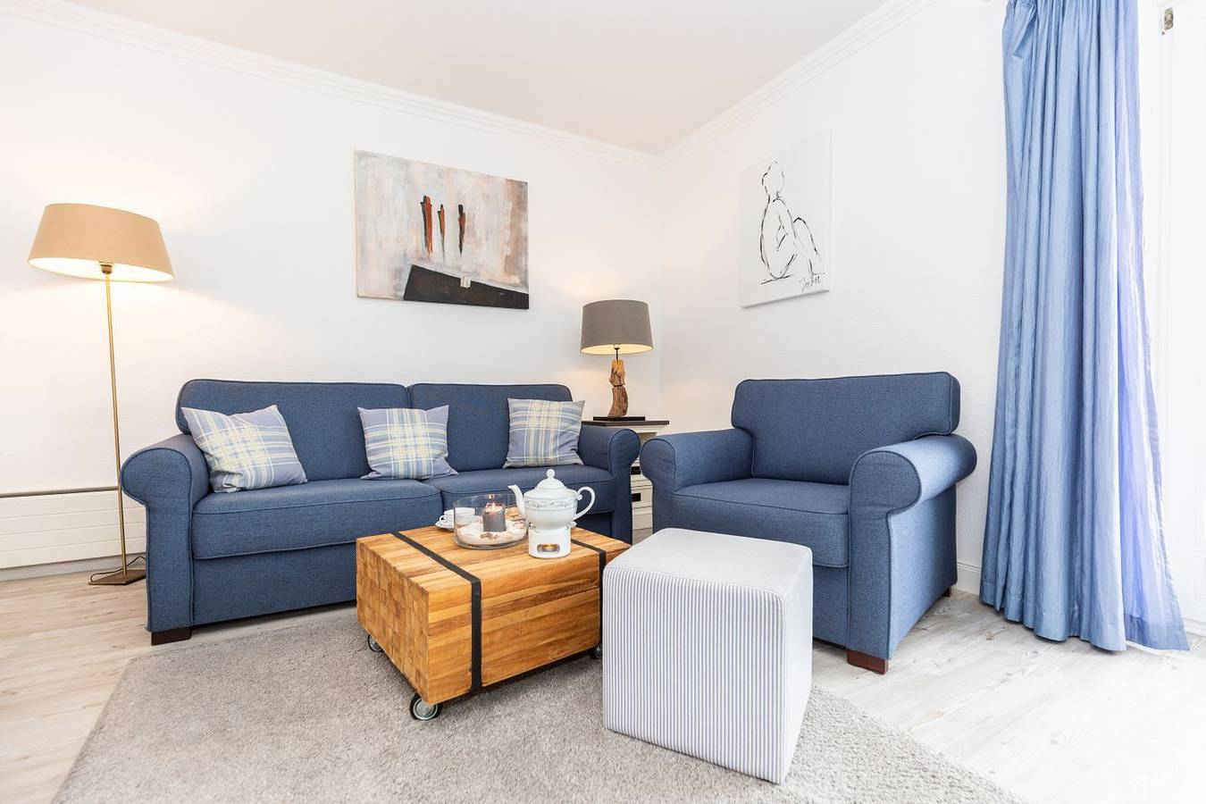 Ganze Wohnung, Helle 2-Zimmer Whg. mit Balkon, Pkw-Stellplatz und Wlan in Westerland. in Westerland, Sylt (Gemeinde)
