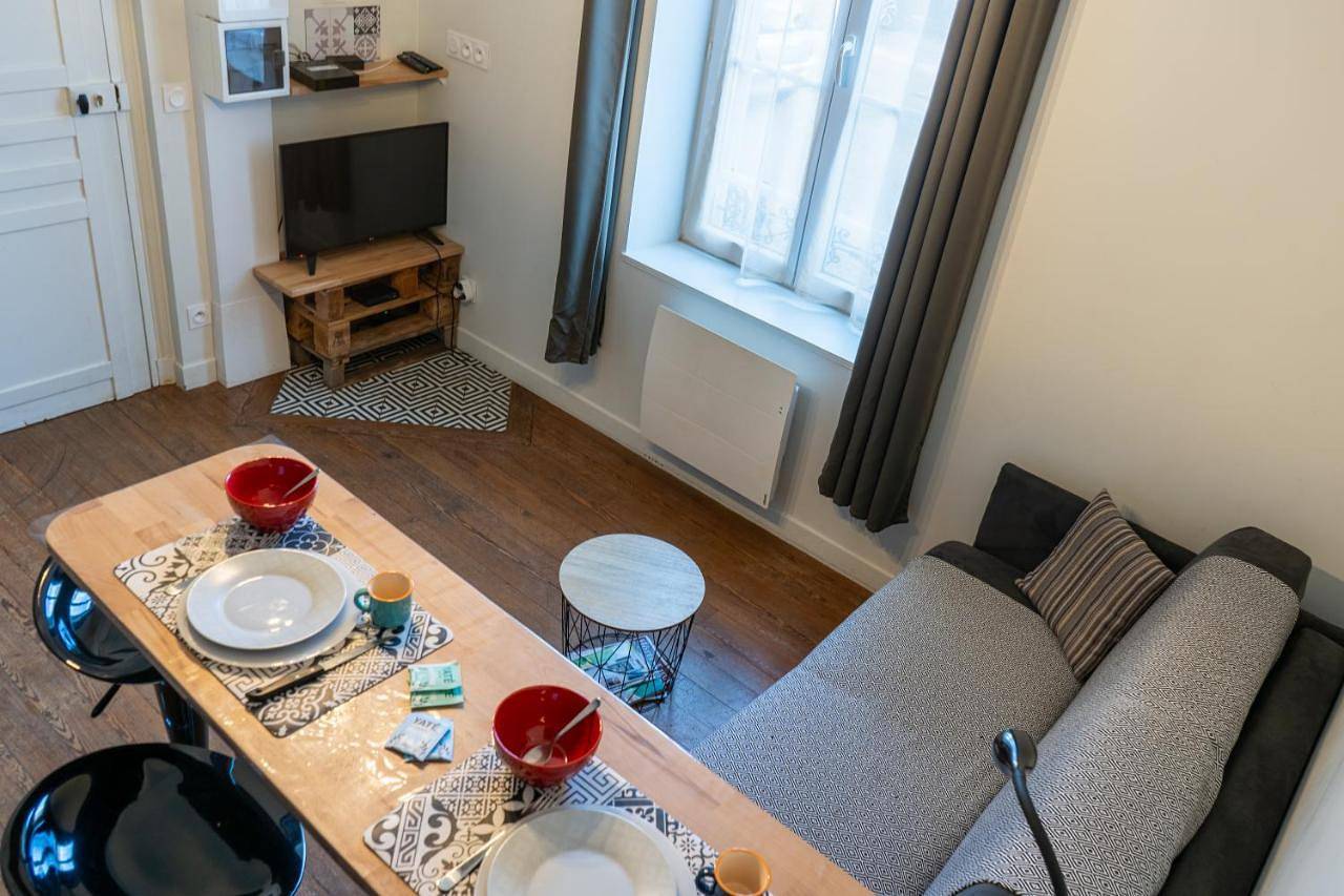 Appartement entier, La petite cour in Beaune, Région de Beaune