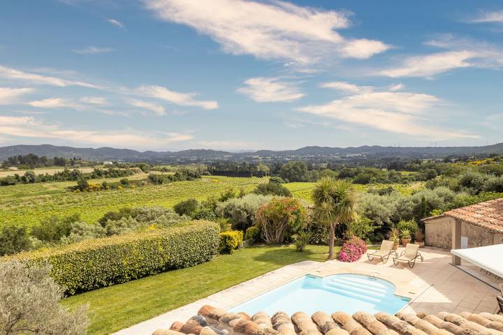 Location de vacances pour 6 personnes, avec terrasse et jardin à Rochefort-du-Gard - 3