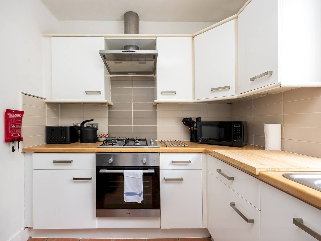 Entire apartment, Pass the Keys | Poets' Corner Stylish Apartment | Station Location in Hove, Brighton