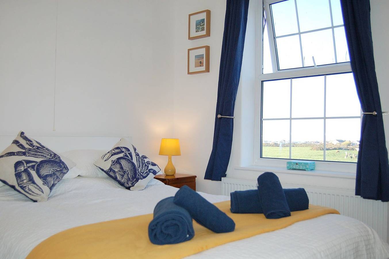 Angorfa Family Holiday Home With Games Room in Tywyn, Snowdonia