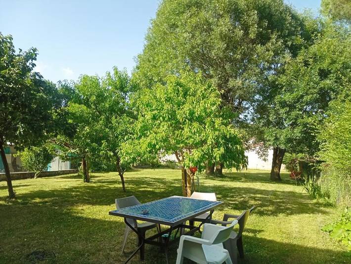 Gîte pour 4 personnes, avec Jardin à Castelmoron-sur-Lot - 2