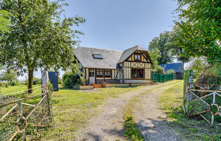 Gemütliche Wohnung mit WiFi, TV, Parkplatz und Garten in der Nähe von Angerville-l'Orcher in Saint-Philibert-de-la-Lézarde, Le Havre und Umgebung