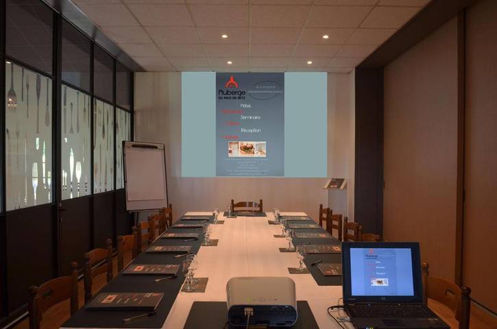 Hôtel pour 2 personnes, avec jardin et sauna ainsi que jacuzzi et piscine à Port-Saint-Père - 3