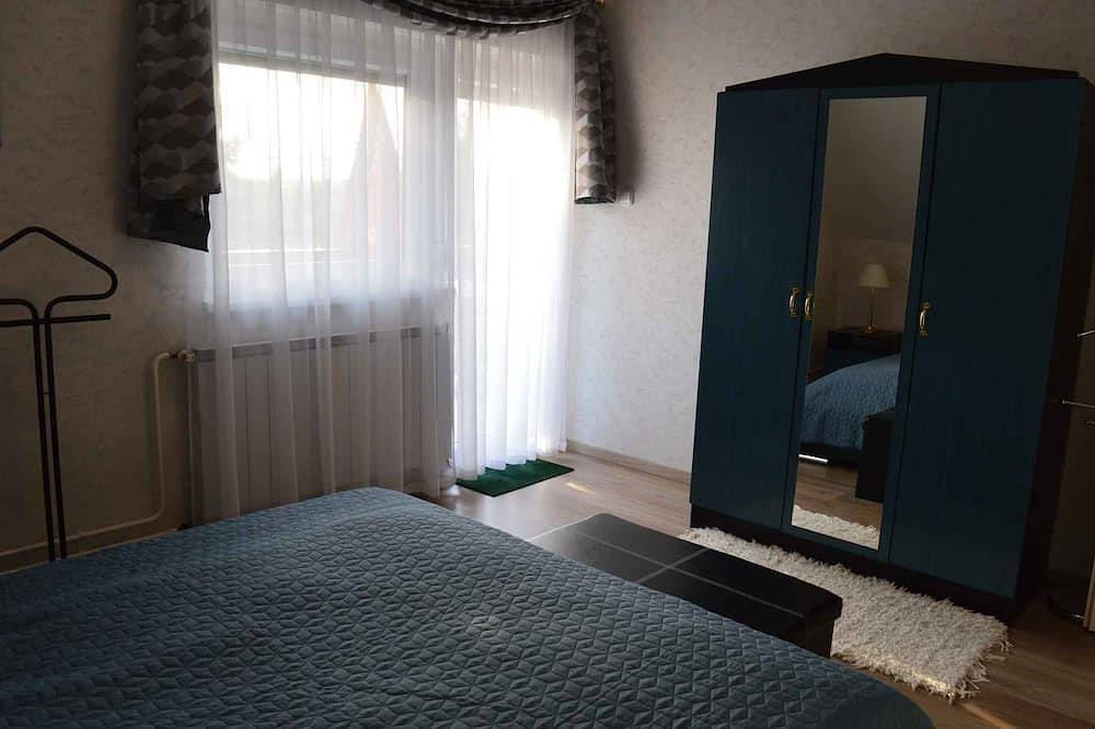 Ganze Wohnung, Ferienwohnung mit Garten und Grill in Gyenesdias, Balaton Hochland Nationalpark