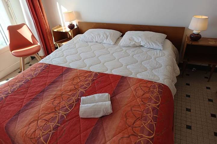 Entire apartment, Sea view apartment in Notre-Dame-de-Monts - 5 people, pets in Notre-Dame-de-Monts, Vendée