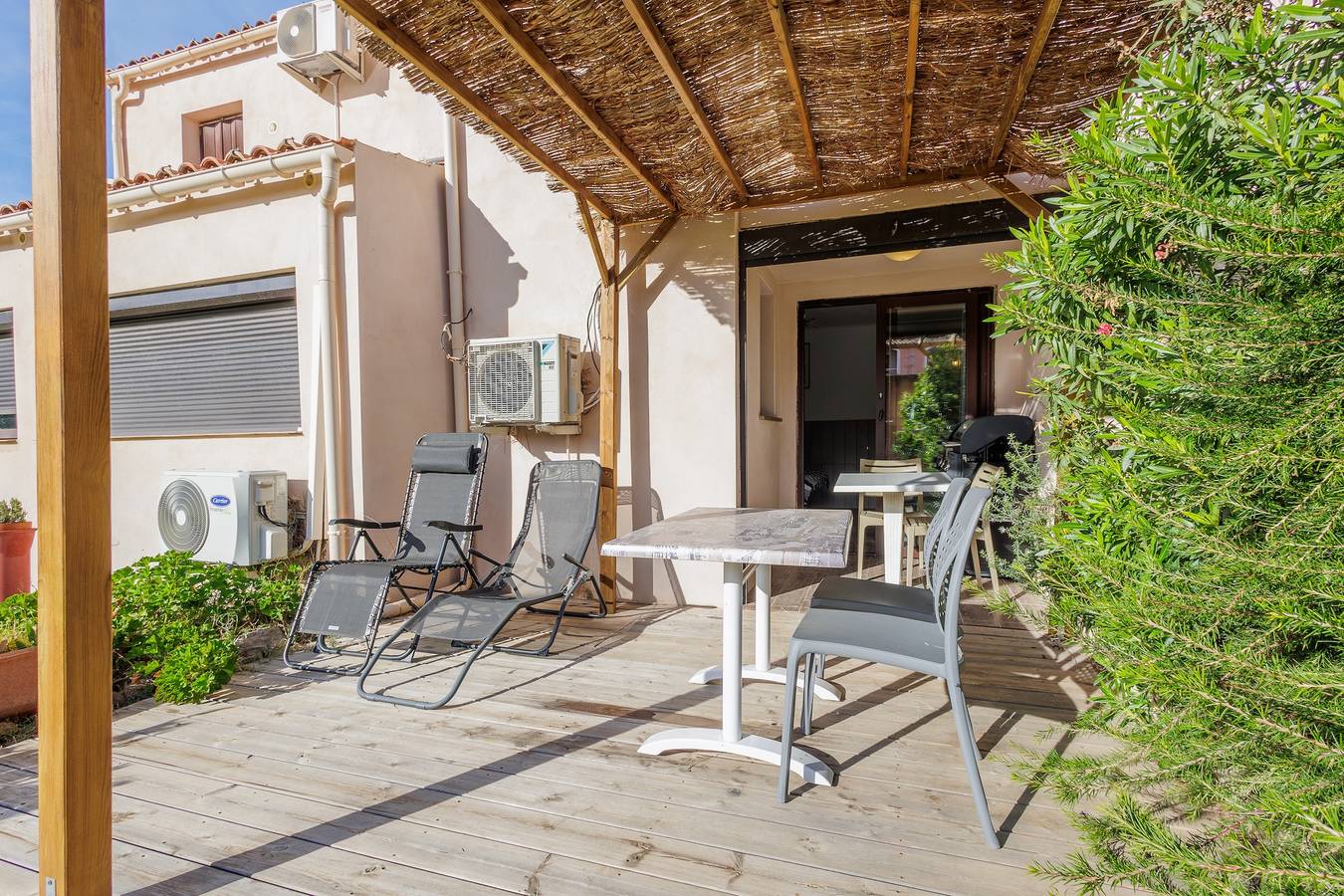 Appartement entier, Le Petit Paradis - Studio, plage à proximité in Aregno, Région de Calvi