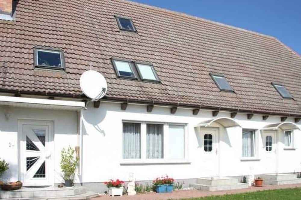 Entire apartment, Urgemütliche Ferienwohnung in Krummin in Krummin, Usedomer Norden