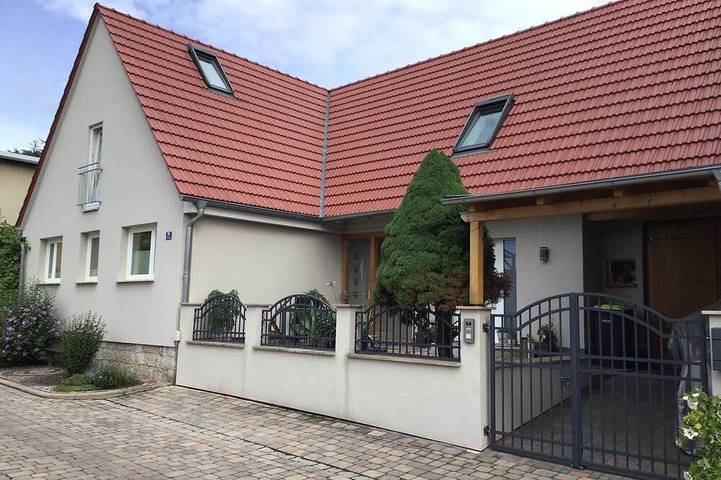 Ferienwohnung für 3 Personen, mit Terrasse in Kromsdorf