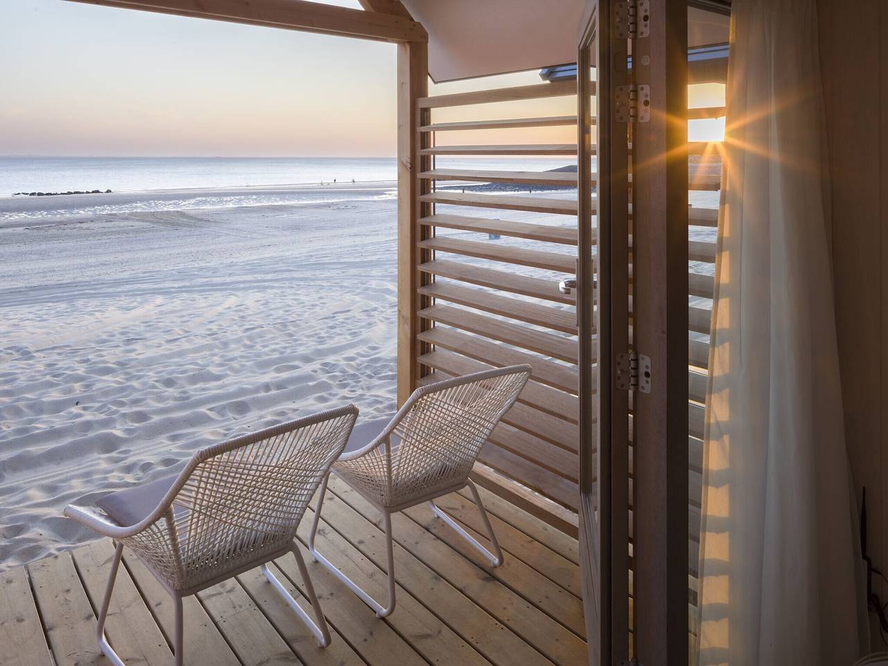 Schitterend gelegen vakantiehuis op het schone strand van Vlissingen in Vlissingen, Walcheren