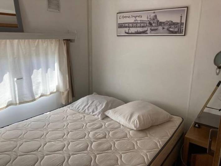 Gîte pour 6 personnes, avec jardin et vue ainsi que piscine et terrasse à Saint-Sylvestre-sur-Lot - 4