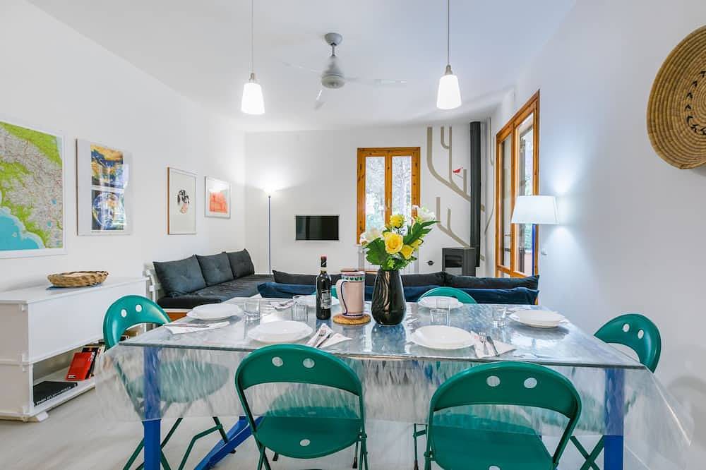 Appartamento intero, Appartamento I Pini by Interhome in Castiglioncello, Costa degli Etruschi