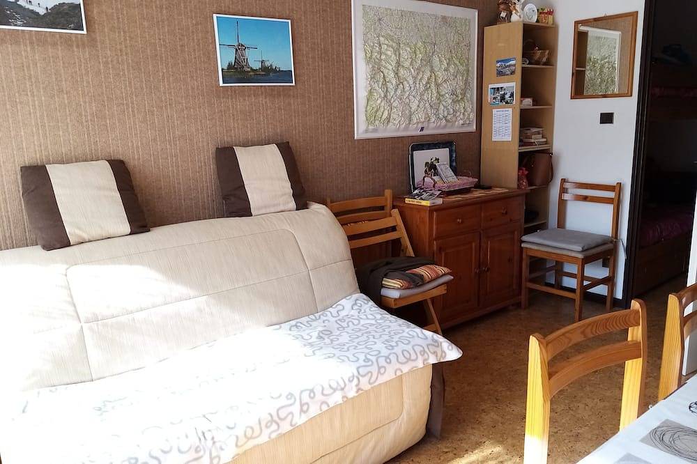 Apartamento entero, Apartment 28 sq.m. Near the center of Saint Lary des oeufs in Vielle-Aure, Parque nacional de los Pirineos