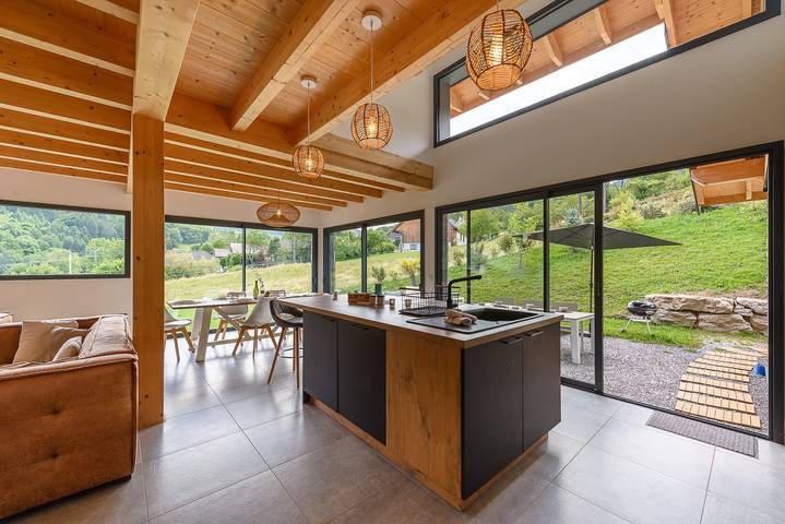 Gîte pour 6 personnes, avec jacuzzi et jardin à Saint-Jorioz - 3